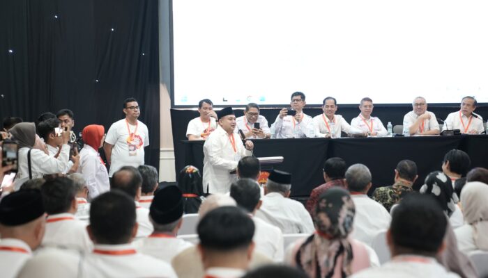 Resmi Jadi Ketua IKA FH Unhas, Munafri Siap Perkuat Alumni untuk Pembangunan Kampus dan Masyarakat