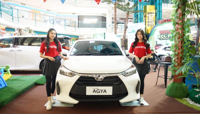 Beli Mobil Toyota, Bawa Pulang Motor GRATIS! Hanya di Toyota Spectacular Package