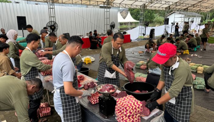 Pertamina Patra Niaga Sulawesi Dukung Gerakan Kurban Asik Tanpa Sampah Plastik pada Peringatan Idul Adha 1446 H