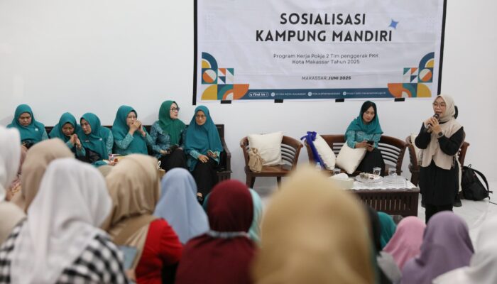 TP PKK Makassar Bimbing 153 UMKM Kelola Usaha dengan Literasi Keuangan dan Platform Digital