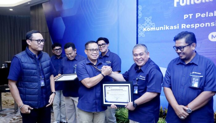 Pelindo Regional 4 Makassar Raih Penghargaan Pemberitaan Terbaik di Forum Humas 2025