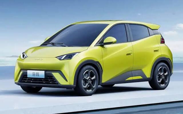 BYD Atto 1 Debut di GIIAS 2025: Mobil Listrik Kompak dengan Fitur Premium Raup Ratusan SPK