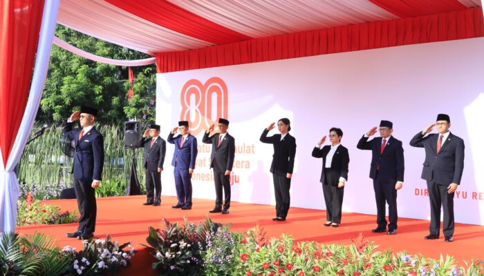 Pesan Kemerdekaan RI: Bersatulah Agar Berdaulat, OJK Gelar Upacara Peringatan Kemerdekaan RI Ke-80