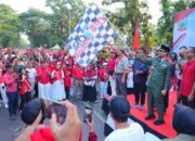 Gubernur Sulsel Lepas Puluhan Ribu Peserta Jalan Sehat dan Kirab Karnaval HUT ke-80 RI