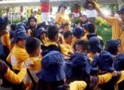 Pelindo Regional 4 Makassar Kenalkan Dunia Pelabuhan ke Siswa SD lewat Port Visit