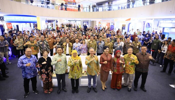 Perluas Akses Keuangan untuk Peningkatan Kesejahteraan dan Perekonomian, OJK Gelar Puncak Bulan Inklusi Keuangan di Surabaya