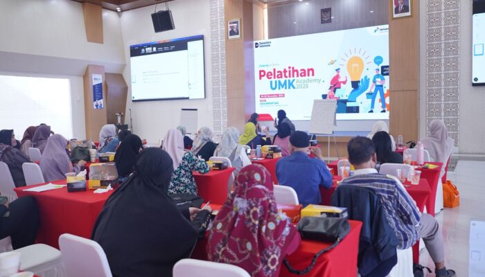 Pertamina Patra Niaga Sulawesi Gelar UMK Academy Batch 3, Dorong Pelaku Usaha Kembangkan Bisnis Berkelanjutan dan Berbasis Riset Pasar