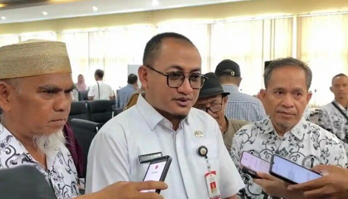 Demi Asas Keadilan : Gubernur Sulsel Perintahkan BKD Tinjau PTDH Dua ASN Lutra.