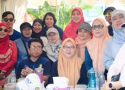 Distaru Makassar Meriahkan Jalan Sehat HUT ke-418, Kadis Fuad Azis Pimpin Langsung Rombongan