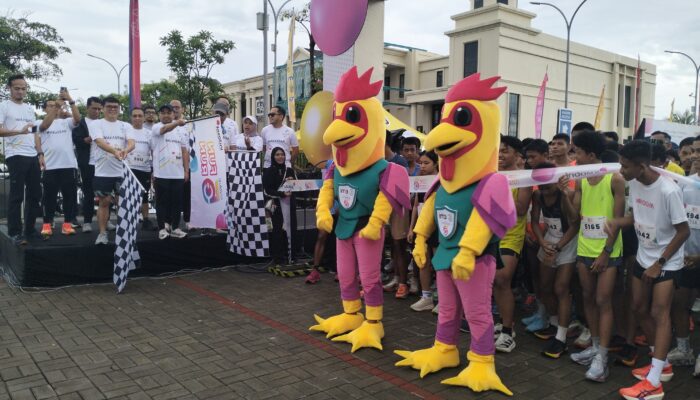 Indosat Perkuat Ekosistem Digital Makassar dengan AIvolusi5G Fun Run