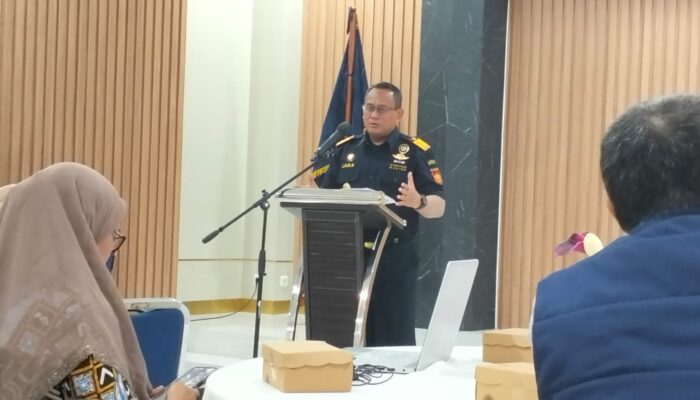 Bea Cukai Sulbagsel Toreh Kinerja Gemilang: Penerimaan Lampaui Target, Penindakan Ilegal Meningkat Tajam