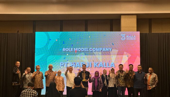 Cetak Prestasi Gemilang, Kalla Toyota Dinobatkan sebagai “Role Model Company” di KALLA AWARD 2025