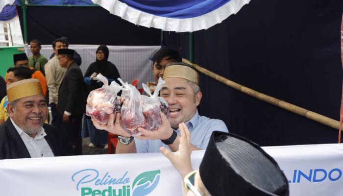 Dirut Pelindo Hadiri Penyerahan Kurban Regional 4