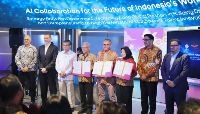 Indosat, Wadhwani, dan Kemnaker Teken MoU Cetak 1 Juta Talenta Digital Indonesia melalui AI